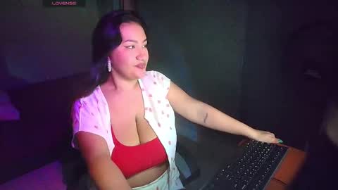 sophiejuicy_ online show from 10-26-25, 03:45