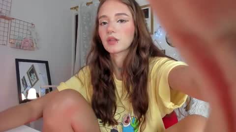 Snapshot of sophieluck chatting on 02-09-25, 06:11 Sophie online show from 02-09-25, 06:11