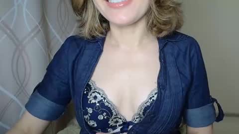 Sophiemisss online show from 10-09-25, 11:19