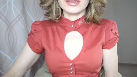 Sophiemisss online show from 11-15-25, 07:38