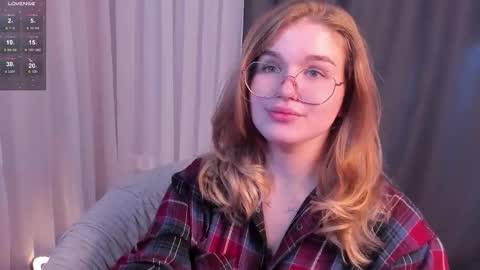 Sophie online show from 10-14-25, 03:13