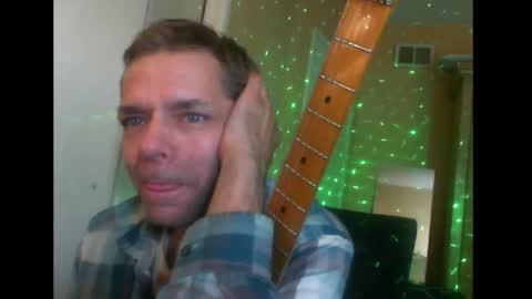 Snapshot of sophiestar12 chatting on 12-18-24, 07:58 Sophiestar online show from 12-18-24, 07:58