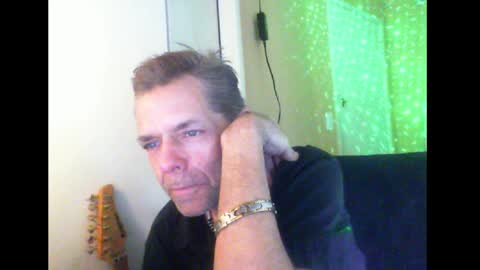 Snapshot of sophiestar12 chatting on 12-21-24, 10:39 Sophiestar online show from 12-21-24, 10:39