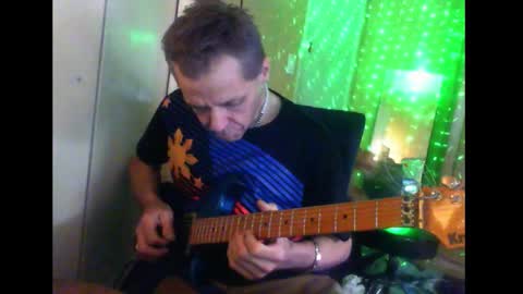 Snapshot of sophiestar12 chatting on 12-23-24, 06:44 Sophiestar online show from 12-23-24, 06:44