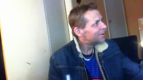 Snapshot of sophiestar12 chatting on 12-25-24, 05:16 Sophiestar online show from 12-25-24, 05:16