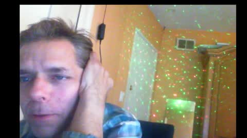 Snapshot of sophiestar12 chatting on 12-28-24, 10:47 Sophiestar online show from 12-28-24, 10:47