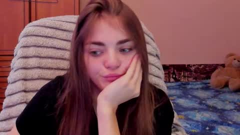 Sophie and my bestie Mandy    online show from 11-10-25, 09:41