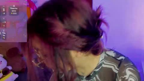   Sophie  online show from 01-16-26, 07:40