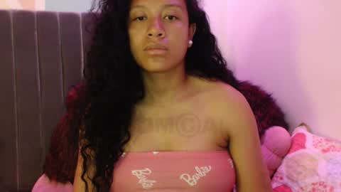 Snapshot of sophiia_dreams chatting on 11-14-25, 10:29 Sophia this is not my real name online show from 11-14-25, 10:29