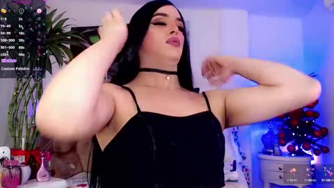 Sophie Sweet online show from 12-24-24, 05:55