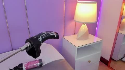 Sophy online show from 11-27-25, 11:56