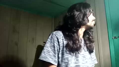 Snapshot of sordauq chatting on 09-19-25, 01:29 Siemaco online show from 09-19-25, 01:29