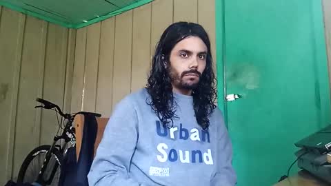 Snapshot of sordauq chatting on 09-23-25, 11:57 Siemaco online show from 09-23-25, 11:57