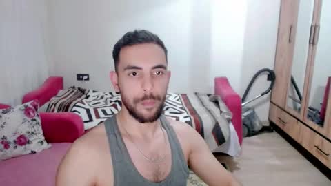 luis online show from 02-25-26, 09:46