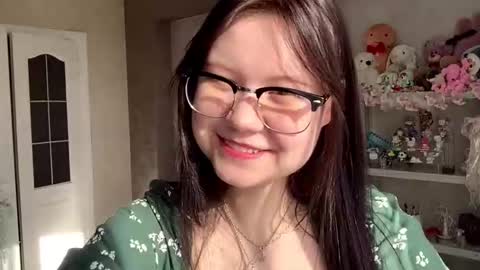 Snapshot of sotastarcaug chatting on 10-18-25, 05:54 lily online show from 10-18-25, 05:54