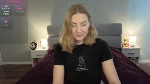 SoulMate online show from 12-22-25, 09:17