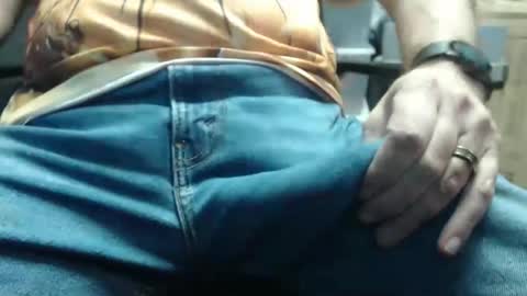 KIT online show from 02-20-26, 04:07