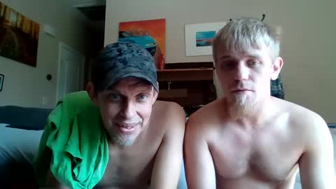 Snapshot of southerngay97 chatting on 09-16-25, 02:40 southerngay97 online show from 09-16-25, 02:40
