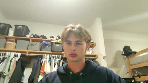 Snapshot of southpaw707 chatting on 11-09-25, 07:39 southpaw707 online show from 11-09-25, 07:39