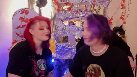 Leah online show from 12-03-25, 01:31