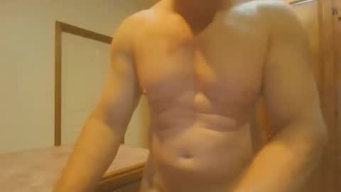 Snapshot of soveryhandsome chatting on 10-18-25, 08:15 soveryhandsome online show from 10-18-25, 08:15