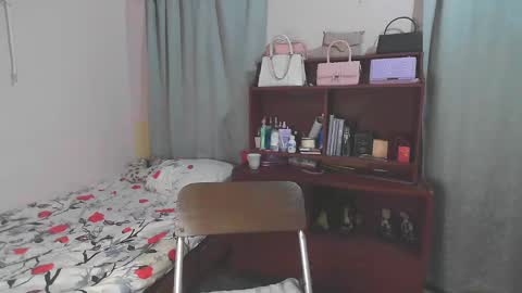 Snapshot of soy_miauhg chatting on 02-12-25, 10:14 Miauhg online show from 02-12-25, 10:14