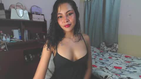 Snapshot of soy_miauhg chatting on 03-10-25, 03:23 Miauhg online show from 03-10-25, 03:23