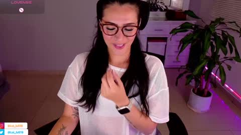 Snapshot of soyabby_ chatting on 02-01-25, 12:51 Luisa online show from 02-01-25, 12:51