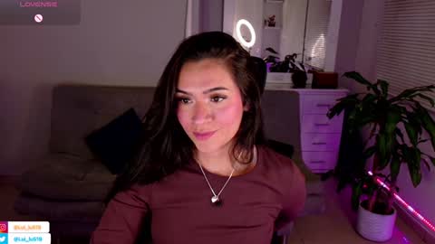 Snapshot of soyabby_ chatting on 02-07-25, 12:42 Luisa online show from 02-07-25, 12:42