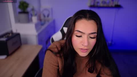 Snapshot of soyabby_ chatting on 09-08-25, 11:04 Luisa online show from 09-08-25, 11:04