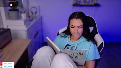 Snapshot of soyabby_ chatting on 09-13-25, 07:35 Luisa online show from 09-13-25, 07:35