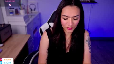 Snapshot of soyabby_ chatting on 09-22-25, 10:12 Luisa online show from 09-22-25, 10:12