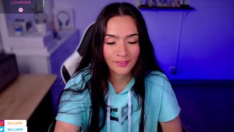 Snapshot of soyabby_ chatting on 10-03-25, 09:01 Luisa online show from 10-03-25, 09:01