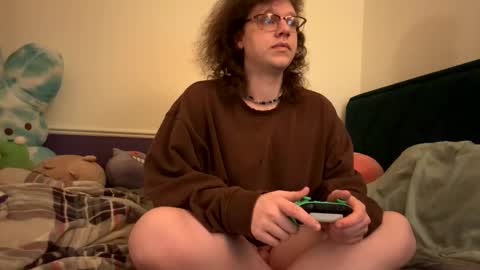 Soyboy20 online show from 11-18-25, 03:12