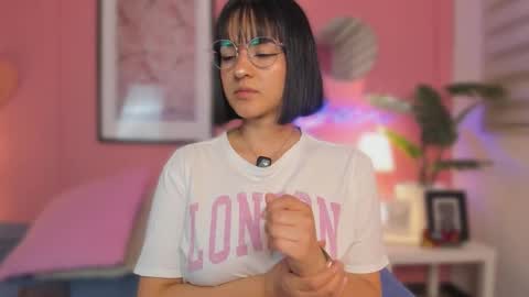 Aleja online show from 12-19-25, 05:58