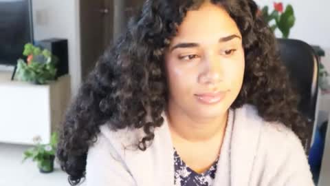 Snapshot of soytropicalfruit chatting on 10-15-25, 11:32 You want to talk to me more personal follow me in My Channel VIP 50 the discount online show from 10-15-25, 11:32