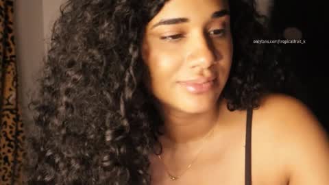 Snapshot of soytropicalfruit chatting on 11-25-25, 04:23 You want to talk to me more personal follow me in My Channel VIP 50 the discount online show from 11-25-25, 04:23