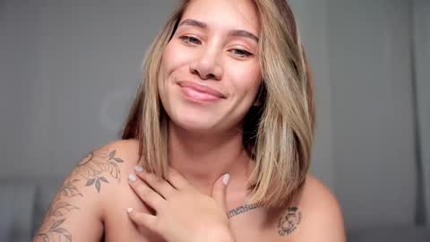 Snapshot of soytulu_ chatting on 12-02-24, 01:25 brisa s online show from 12-02-24, 01:25