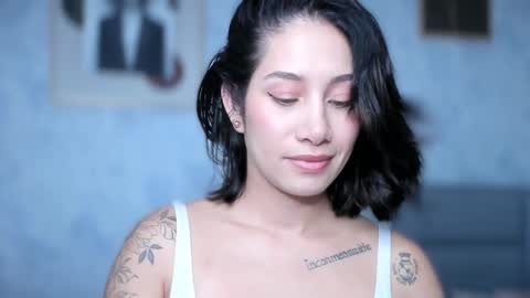 Snapshot of soytulu_ chatting on 10-21-25, 12:00 brisa s online show from 10-21-25, 12:00