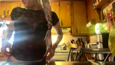 SpacieLacieLush online show from 09-15-25, 03:34