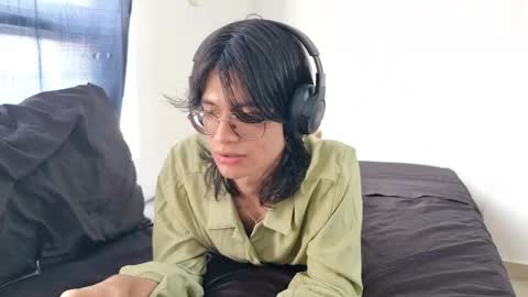 Roger online show from 03-05-25, 04:02