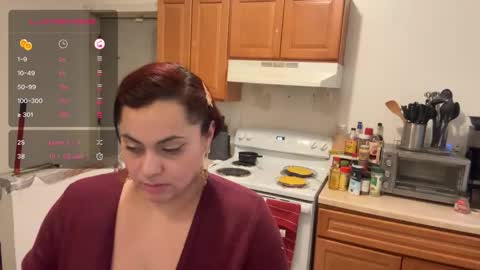 Snapshot of spanishcouple4255 chatting on 11-25-25, 09:04 spanishcouple4255 online show from 11-25-25, 09:04