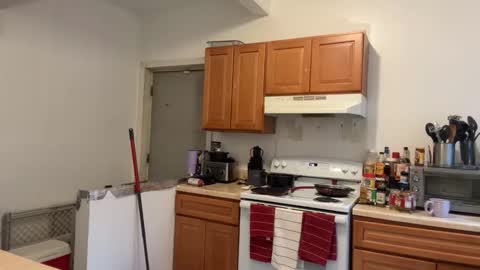 Snapshot of spanishcouple4255 chatting on 11-30-25, 06:12 spanishcouple4255 online show from 11-30-25, 06:12