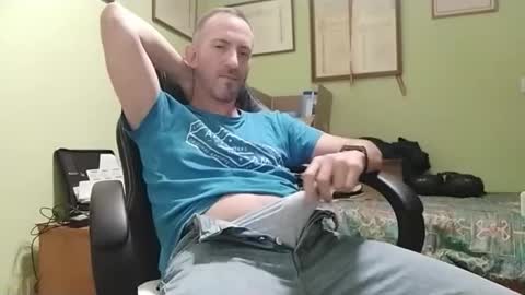 Manu  online show from 11-16-25, 04:23