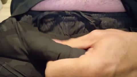 Snapshot of sparklenuts17 chatting on 12-23-24, 03:01 sparklenuts17 online show from 12-23-24, 03:01