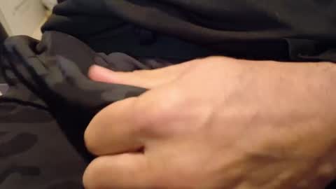 Snapshot of sparklenuts17 chatting on 12-26-24, 02:59 sparklenuts17 online show from 12-26-24, 02:59