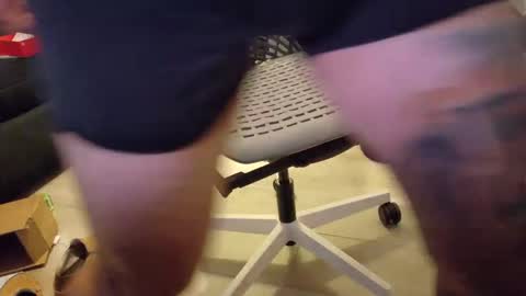 Snapshot of sparklenuts17 chatting on 01-12-25, 04:00 sparklenuts17 online show from 01-12-25, 04:00