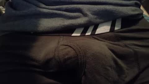 Snapshot of sparklenuts17 chatting on 11-08-25, 02:28 sparklenuts17 online show from 11-08-25, 02:28