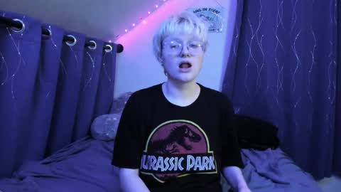 Snapshot of sparkling_water_hate_club chatting on 11-14-25, 04:11 Atticus Pendragon online show from 11-14-25, 04:11