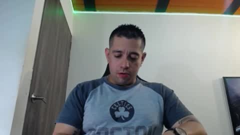     online show from 02-11-25, 05:58
